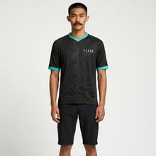 Load image into Gallery viewer, Men's MTB Short Sleeve Jersey | Black Topography
