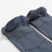 Load image into Gallery viewer, Professional Thin Anti-slip Breathable No Sweat Sports Running Socks