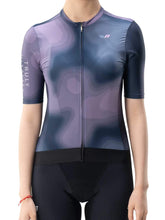 Load image into Gallery viewer, Women's TVI Short-Sleeve Cycling Jersey Gradient – Blue to Purple Gradient