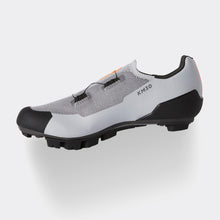 Load image into Gallery viewer, DMT KM30 MTB Shoe

