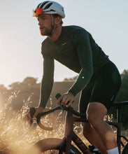 Load image into Gallery viewer, Voler M. MIDWEIGHT MERINO LS JERSEY - CHARCOAL HEATHER
