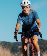 Load image into Gallery viewer, Voler W. LIGHTWEIGHT MERINO JERSEY - SLATE HEATHER
