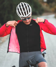 Load image into Gallery viewer, Voler M. LIGHTWEIGHT MERINO JERSEY - BLACK

