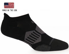 Load image into Gallery viewer, Vadar Black - Elite Running Socks
