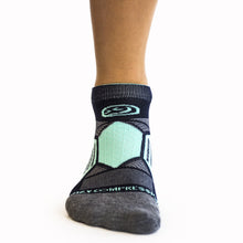 Load image into Gallery viewer, Navy &amp; Mint - Elite Running Socks
