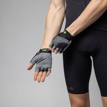 Load image into Gallery viewer, Comfort Glove
