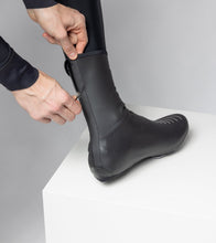 Load image into Gallery viewer, RAIN 2.0 SHOECOVER
