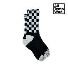 Load image into Gallery viewer, Socks -  Checkered Wool
