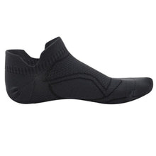 Load image into Gallery viewer, Professional Thin Anti-slip Breathable No Sweat Sports Running Socks

