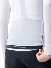 Load image into Gallery viewer, Women's TVI Lightweight Cooling Long-Sleeve Cycling Jersey
