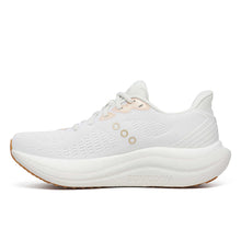 Load image into Gallery viewer, Saucony Women's Triumph 23 Running Shoe
